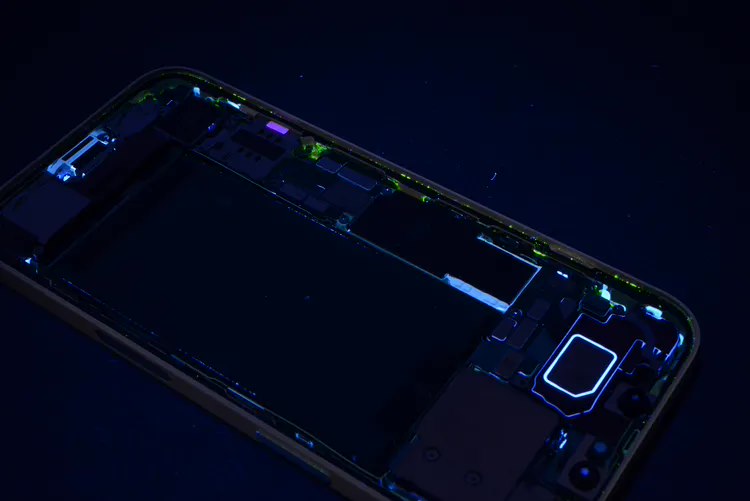 声波驱水靠谱吗?实测可排出手机扬声器积水,但仅限于此