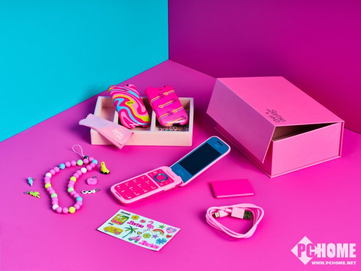 HMD推出芭比联名手机:翻盖功能机,售价799元