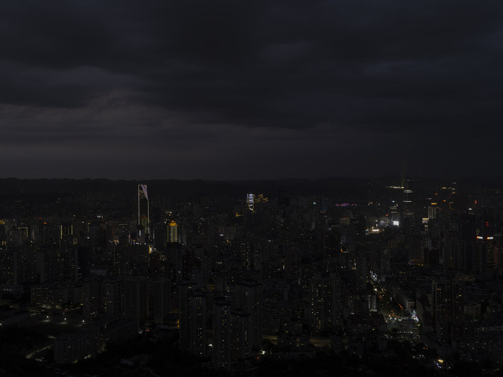 GFX系列最轻巧1亿像素中画幅 富士GFX100S II无反评测