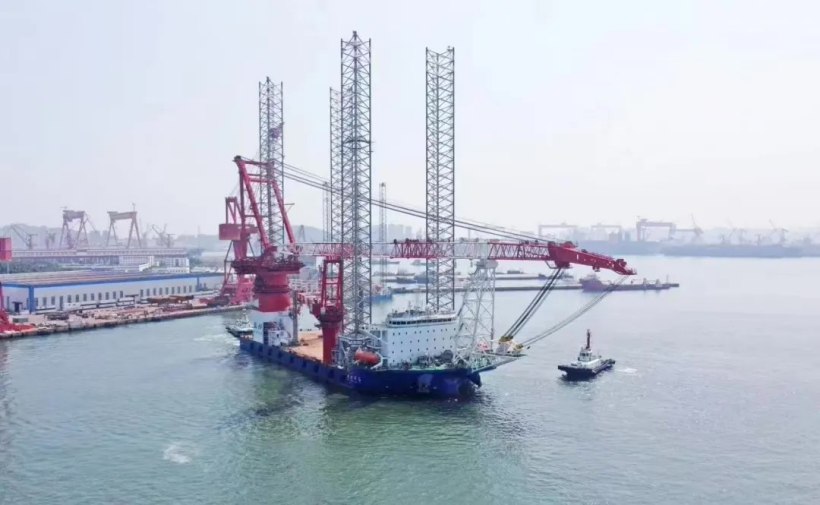 起升高度 168 米国内最高，海上风电安装平台“港航平 5”在青岛交付