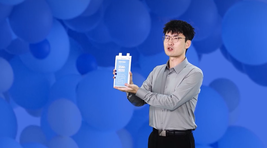 鹏辉能源第一代全固态电池亮相:20Ah 容量、280Wh/kg,2026 年量产