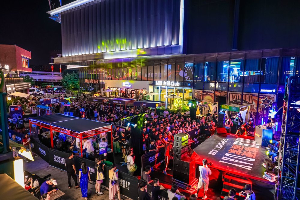 硬核潮流碰撞,顽转长安街头,「够硬顽家」西安站圆满落幕