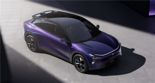 极越CEO夏一平:几十亿的智驾都是马路杀手 没有大模型的座舱都是老头乐