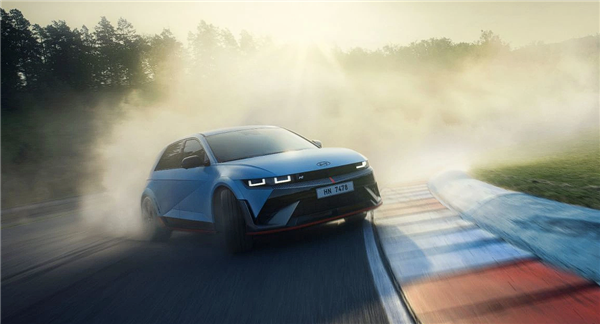 全球售价最低!现代IONIQ 5 N中国版上市:38.88万