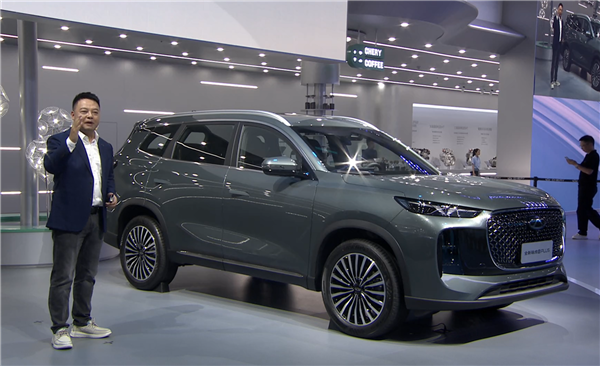 2024成都车展开幕 全新奇瑞瑞虎8PLUS预售:11.99万起