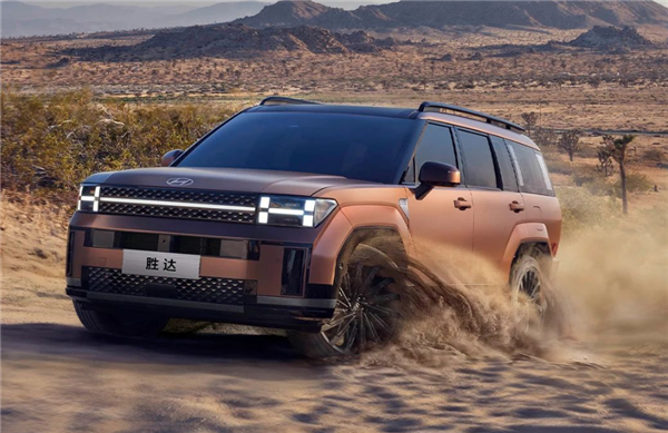 19.58万起 新一代国产北京现代胜达上市:又一款平替路虎来了