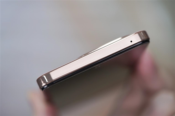 6000mAh续航利器!vivo Y37 Pro图赏