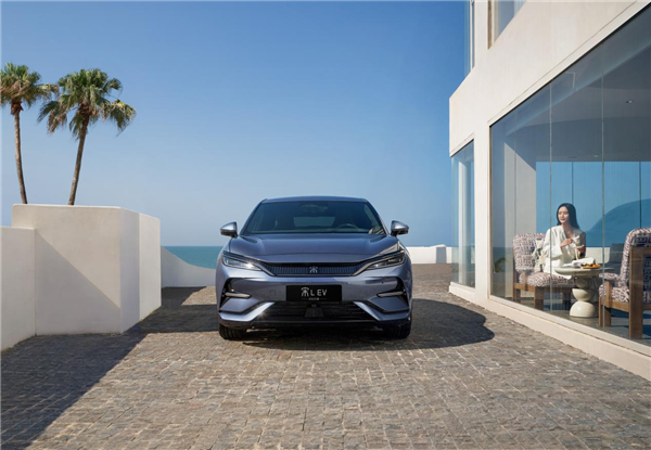 比亚迪最美纯电轿跑SUV 新款宋L EV上市:18.98万起