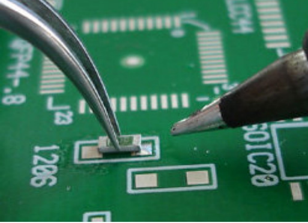 如何从可靠性角度选用电子元器件