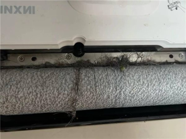 滚筒拖布扫地机器人:重复“造轮子”,仍有很大进步空间