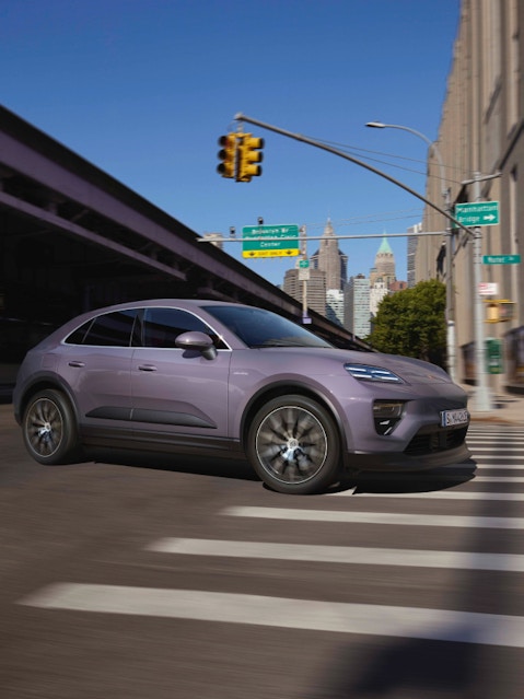 保时捷 Macan EV 长续航版上市:CLTC 续航 702 公里,售价 59.80 万元