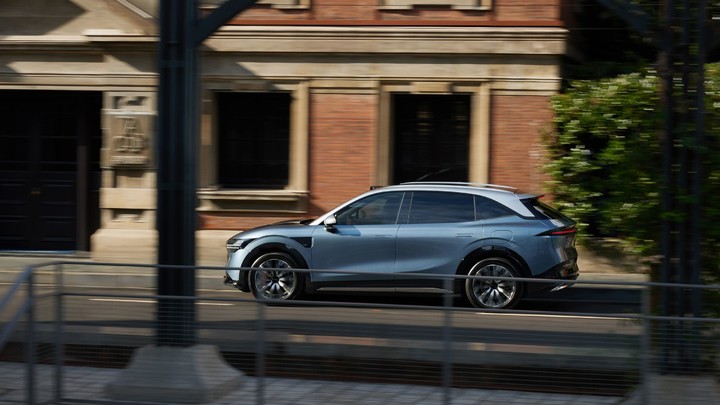 成都车展重磅新车！23.99 万元的极氪 7X，要为极氪扛起大旗