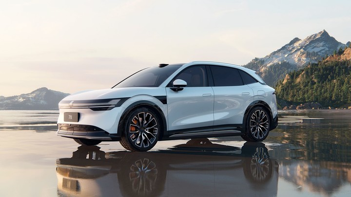 成都车展重磅新车！23.99 万元的极氪 7X，要为极氪扛起大旗