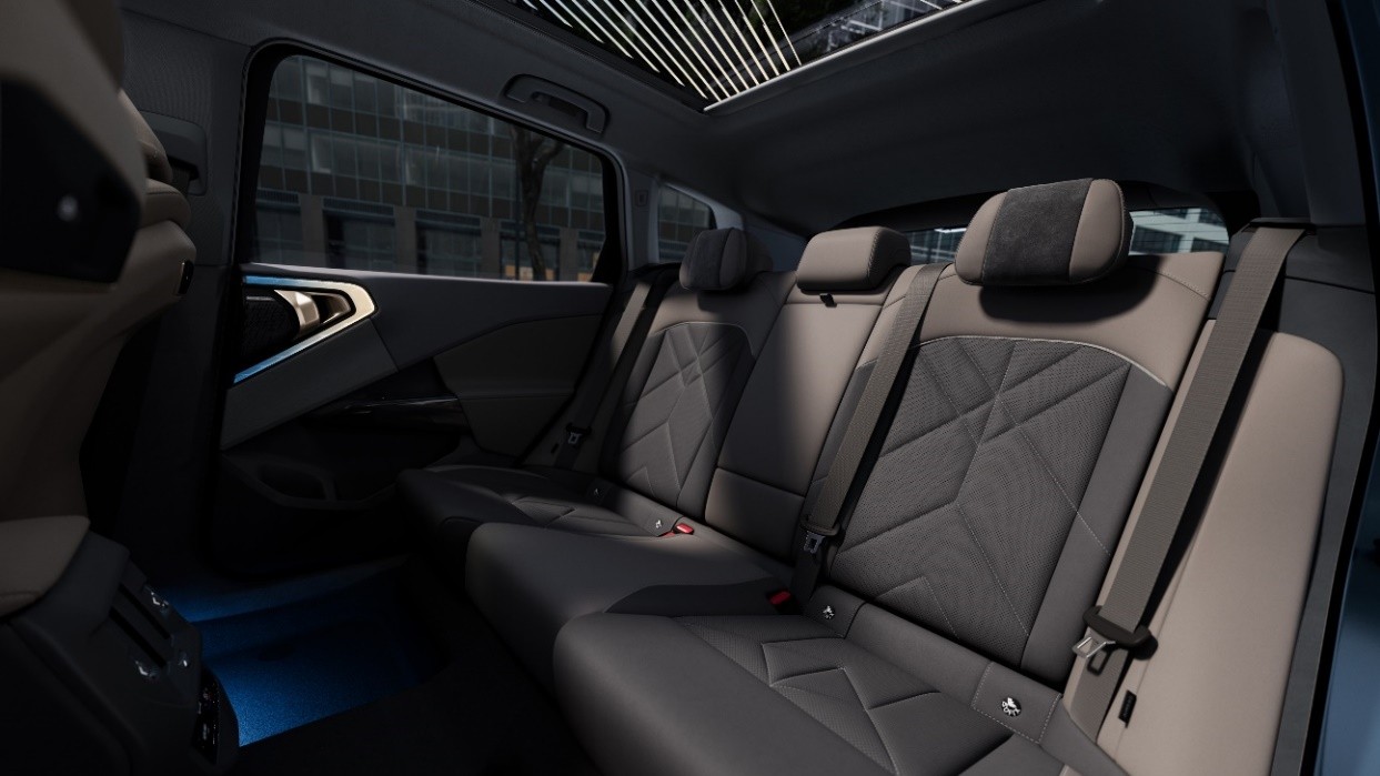 全新BMW X3长轴距版全球首发 更大体量、更高价值、更多驾趣