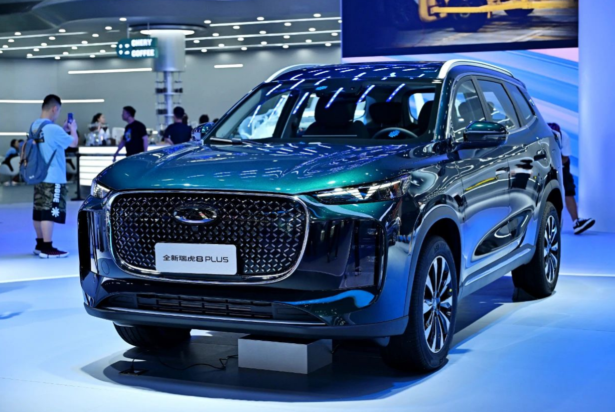 全新奇瑞瑞虎 8 PLUS SUV 预售:灵活 5+2 座配置,11.99 万元起