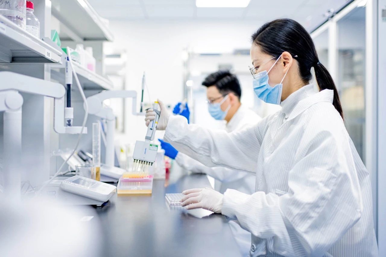 全球化、创新、轻资产,复星的飞轮加速转动了