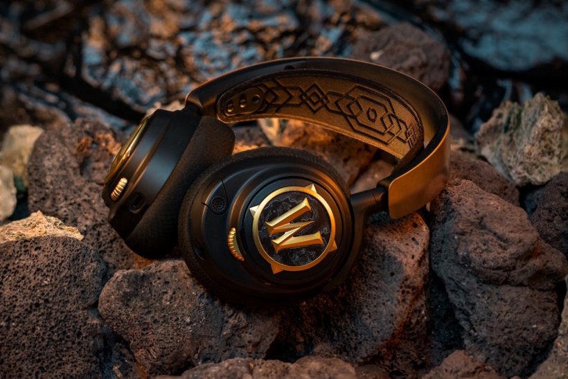 赛睿发布《魔兽世界》二十周年纪念限量版外设,含耳机、鼠标、鼠标垫等