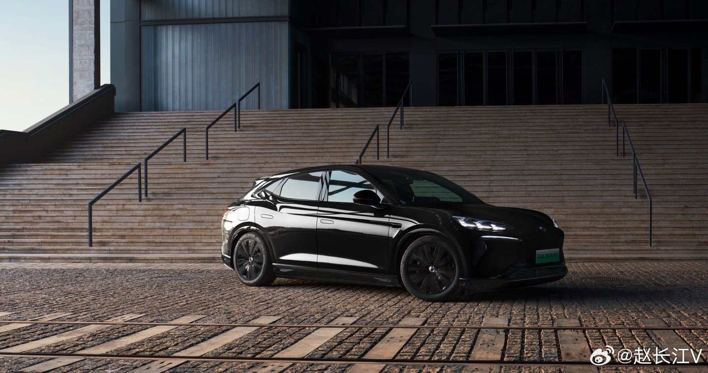 售价 25.98 万元，比亚迪腾势 N7 702 智驾 Pro 猎影版上市