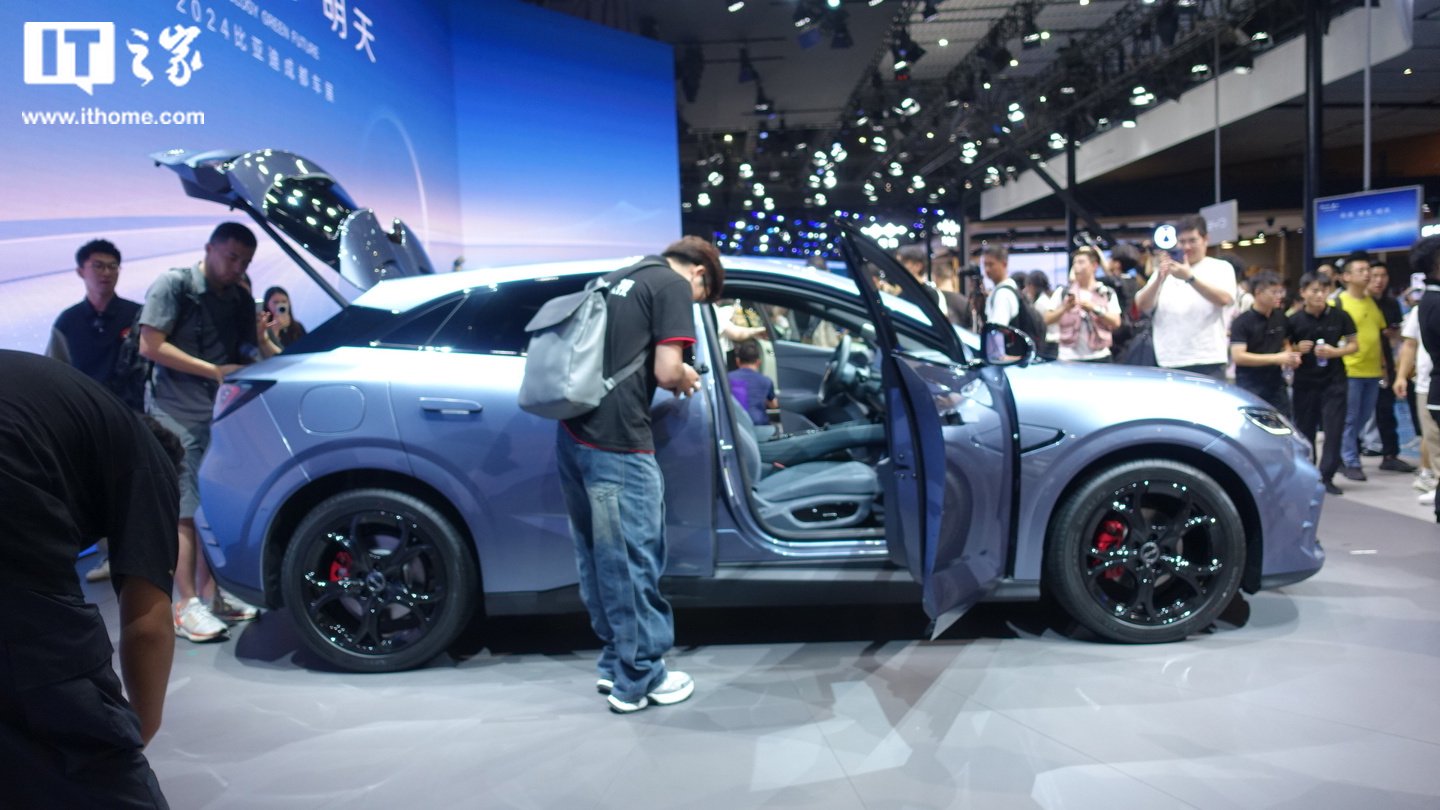 “年轻人的第一台 GT”比亚迪海豹 06 GT 发布,盲订价 15 万-20 万元