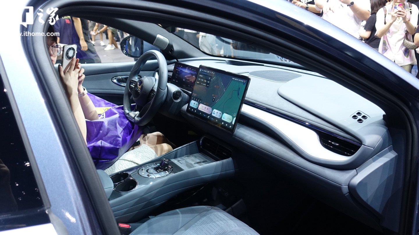 “年轻人的第一台 GT”比亚迪海豹 06 GT 发布,盲订价 15 万-20 万元