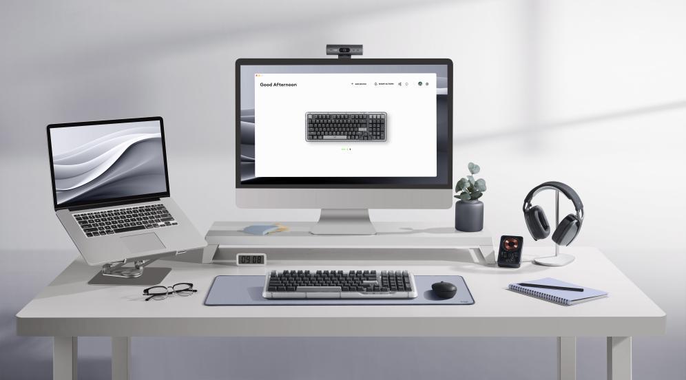 外设头部品牌罗技推出首款AI客制化无线机械键盘,入局细分市场定义新标准