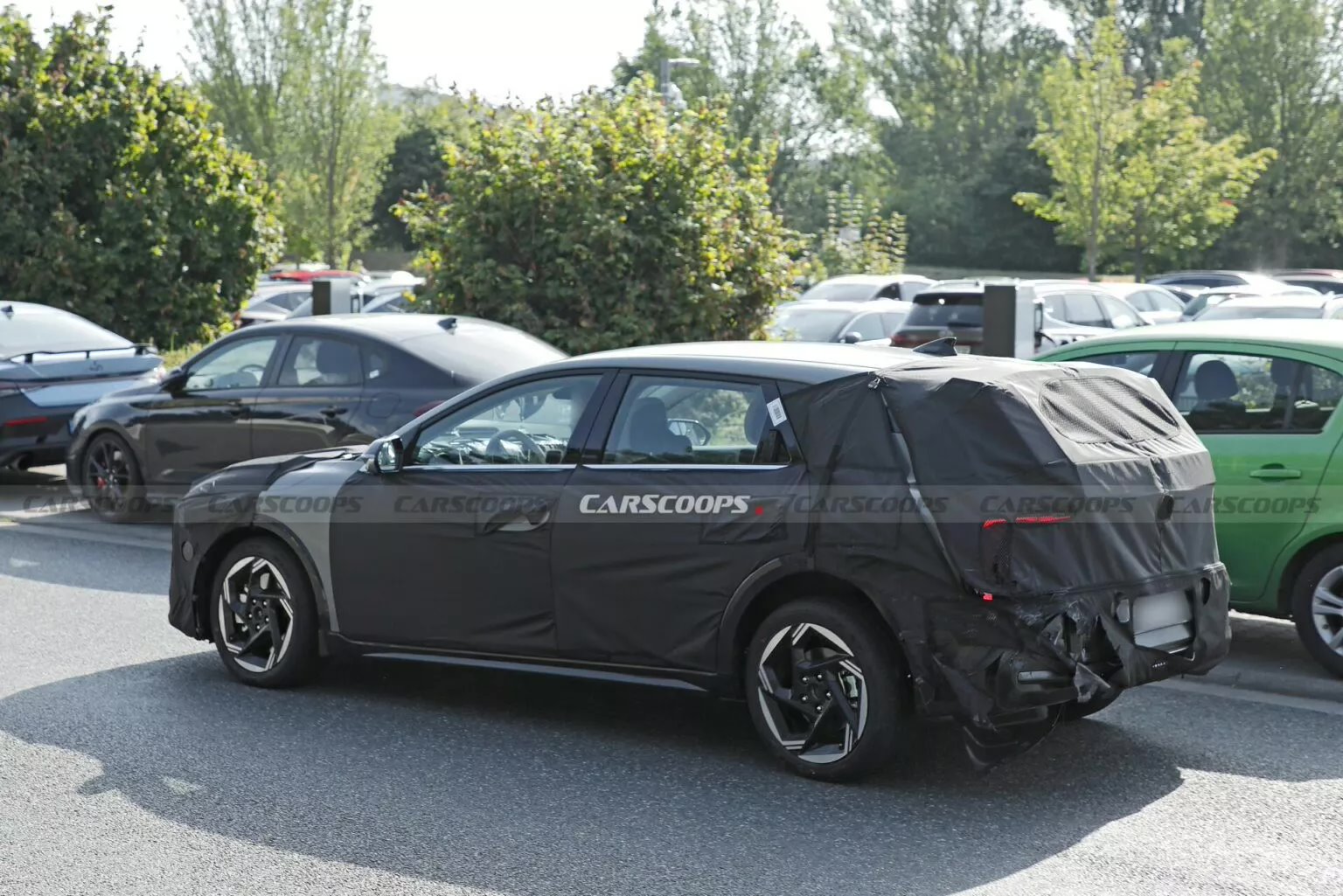 起亚 K4 / Ceed Hatchback 掀背车路测照曝光