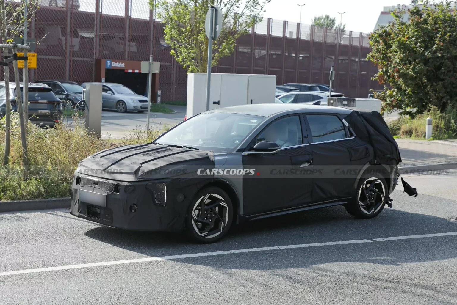 起亚 K4 / Ceed Hatchback 掀背车路测照曝光