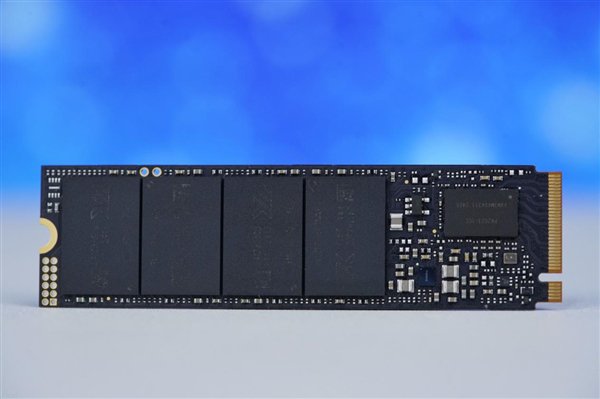 《黑神话:悟空》联名版!长江存储TiPlus7100 2TB SSD图赏