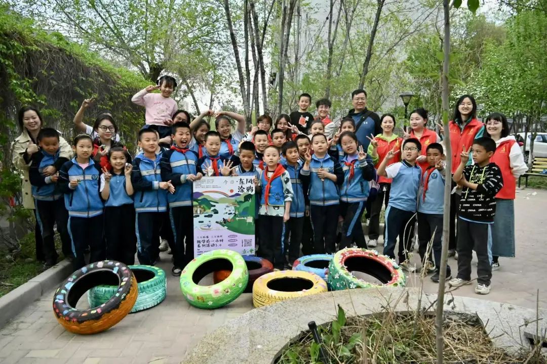 孩子们一起参加活动。图/受访者提供