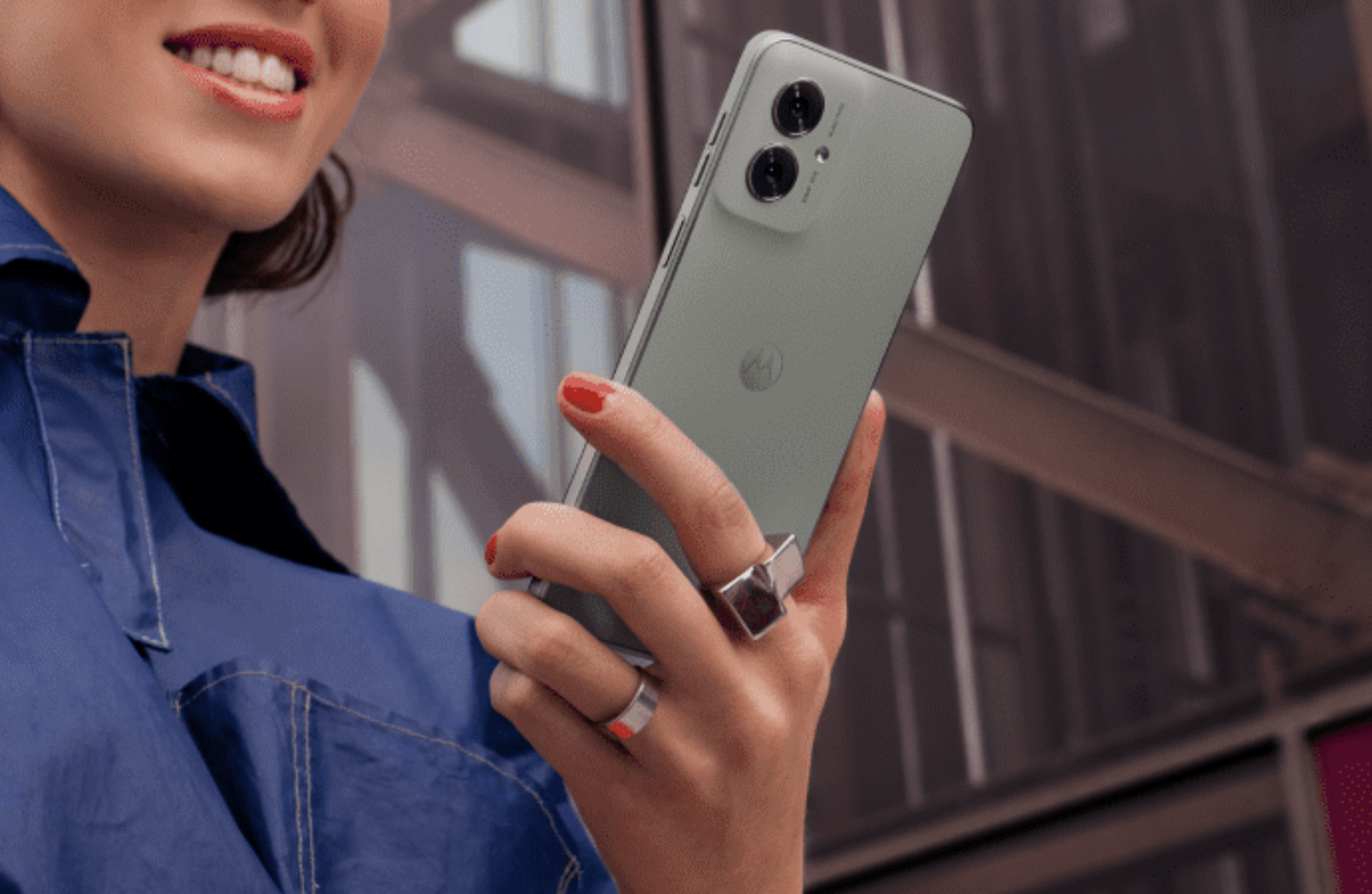 联想摩托罗拉 moto G55 手机入网:天玑 7025 处理器、6.5 英寸 LCD 屏幕