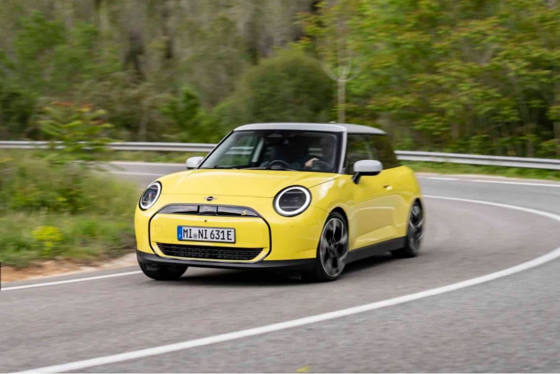 2024款MINI Cooper SE;图片来源:宝马博客