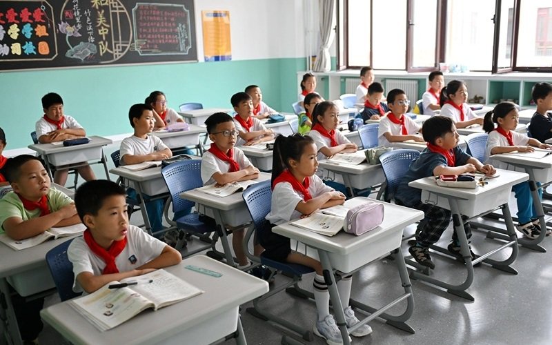 小学教室里有啥 ff96-66fc769b708911d80f2798a9f1e483a9.jpg