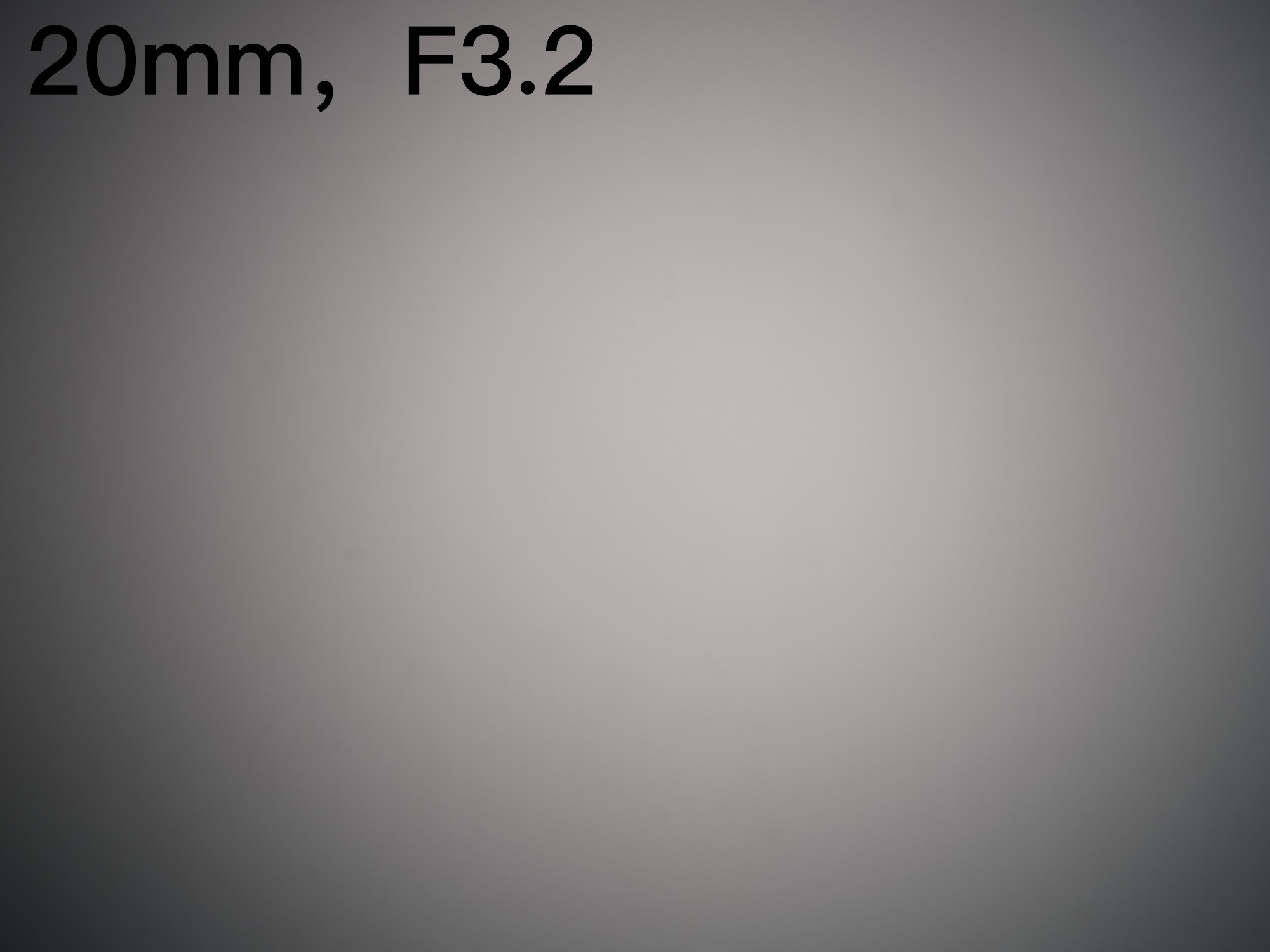 拍照怎么拍出暗背景 d72f-05166a28d27862fc1975c6afdba3b3dc.jpg