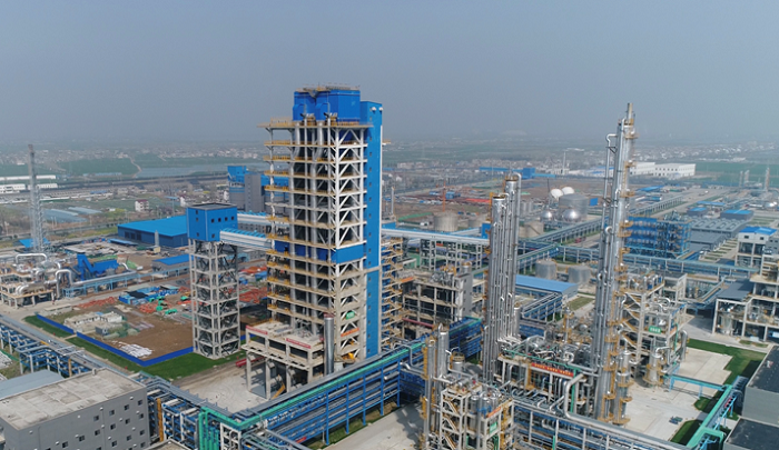 图为安徽昊源化工集团的半废锅航天炉。