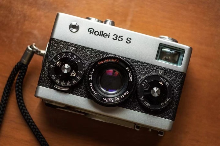 大家都在用什么相机拍照 d9ba-e6ae227cd95a0d0556b195a295eb59b1.jpg