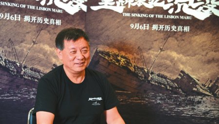 方励接受封面新闻专访。刘叶 摄