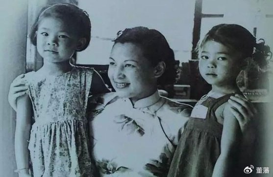 喜欢孩子的林海音与两个女儿