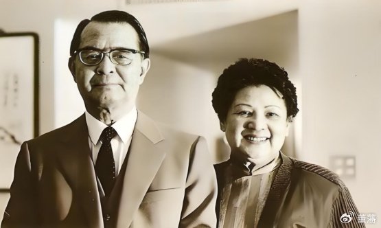 退休后的林海音与丈夫夏承楹