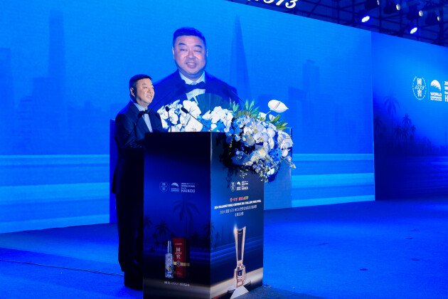 泸州老窖股份有限公司党委副书记、总经理林锋为颁奖晚宴致辞