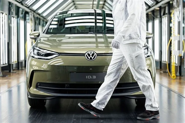 Tier 1 寒潮来了,博世裁 7000 人,舍弗勒裁 4700 人,米其林还要关俩厂