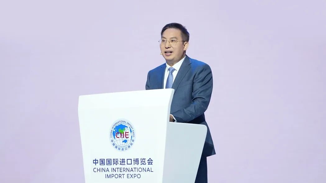 周万阜致辞