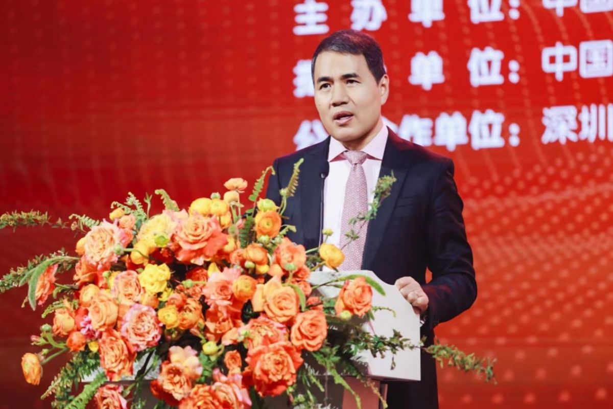 (中国保险行业协会秘书长商敬国)