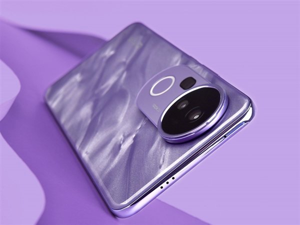 vivo S20 Pro上手:人像摄影一骑绝尘 3000档位不二之选 第9张 vivo S20 Pro上手:人像摄影一骑绝尘 3000档位不二之选 第9张
