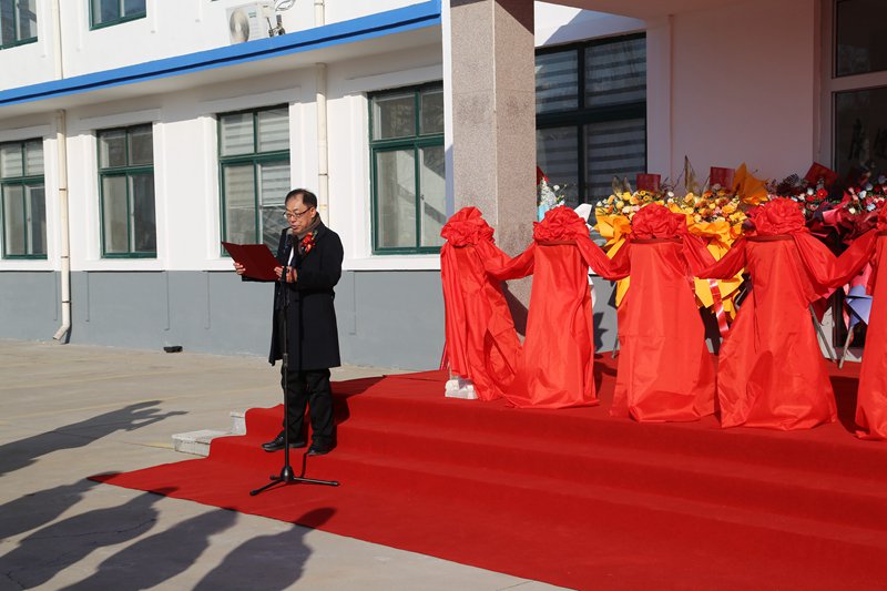 广州春雪董事长王克祝在开业仪式上致辞(图片来源:春雪食品)