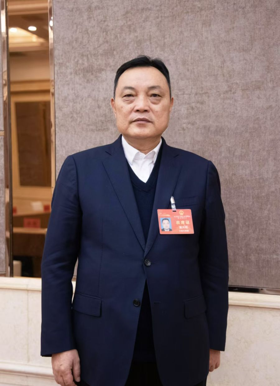 武汉市人大代表、武汉天源环保集团有限公司董事长黄开明(受访者供图)