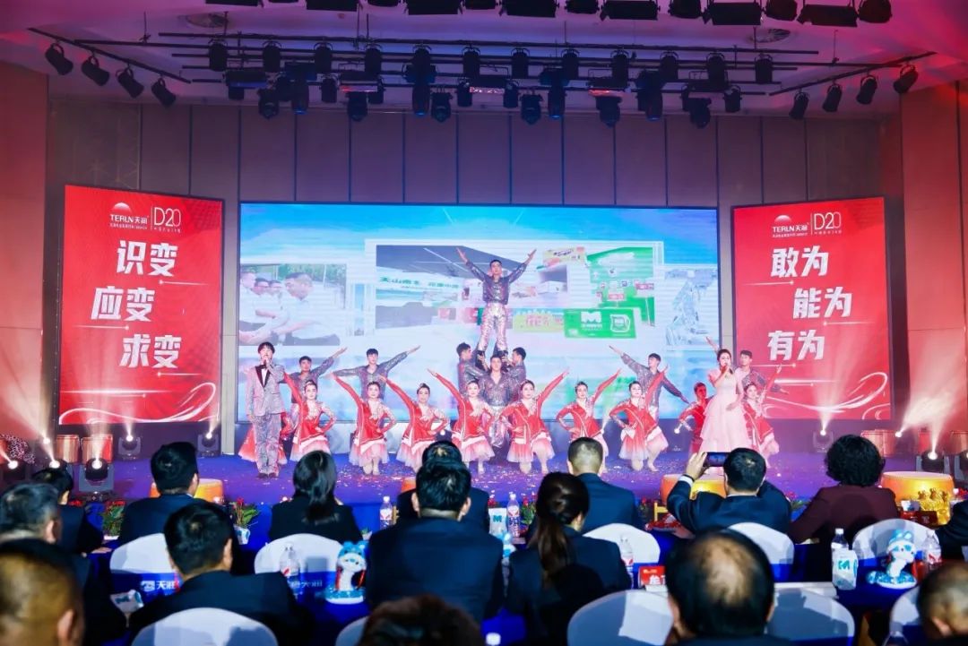 左右滑动 查看更多图片