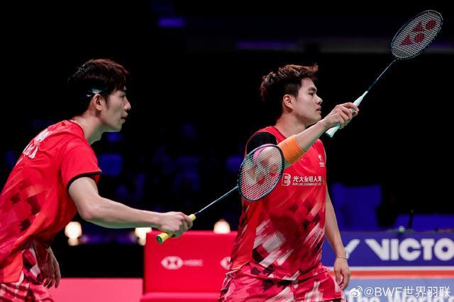 动起来了！为抵制饭圈文化，王昶梁伟铿等队员教练解散粉丝群