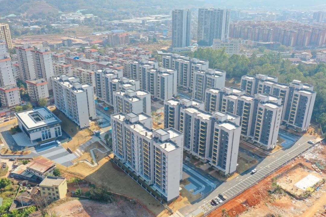 平远深圳小镇安居工程项目交付,迎来首批入住者。(钟小丰 摄)