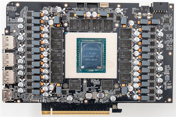 RTX 50ȫNVIDIAեɣԭ
ײ