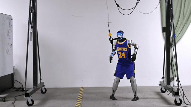 英伟达机器人跳APT舞惊艳全网，科比C罗完美复刻，CMU 00后华人共同一作